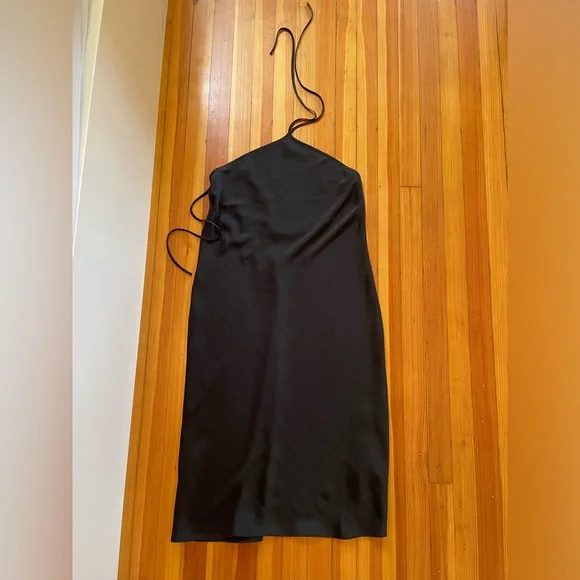 Aritzia Black Satin Dress - Size M - Brand New! - Picture 4 of 6